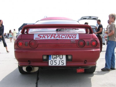 tego auta nie trzeba przedstawiac